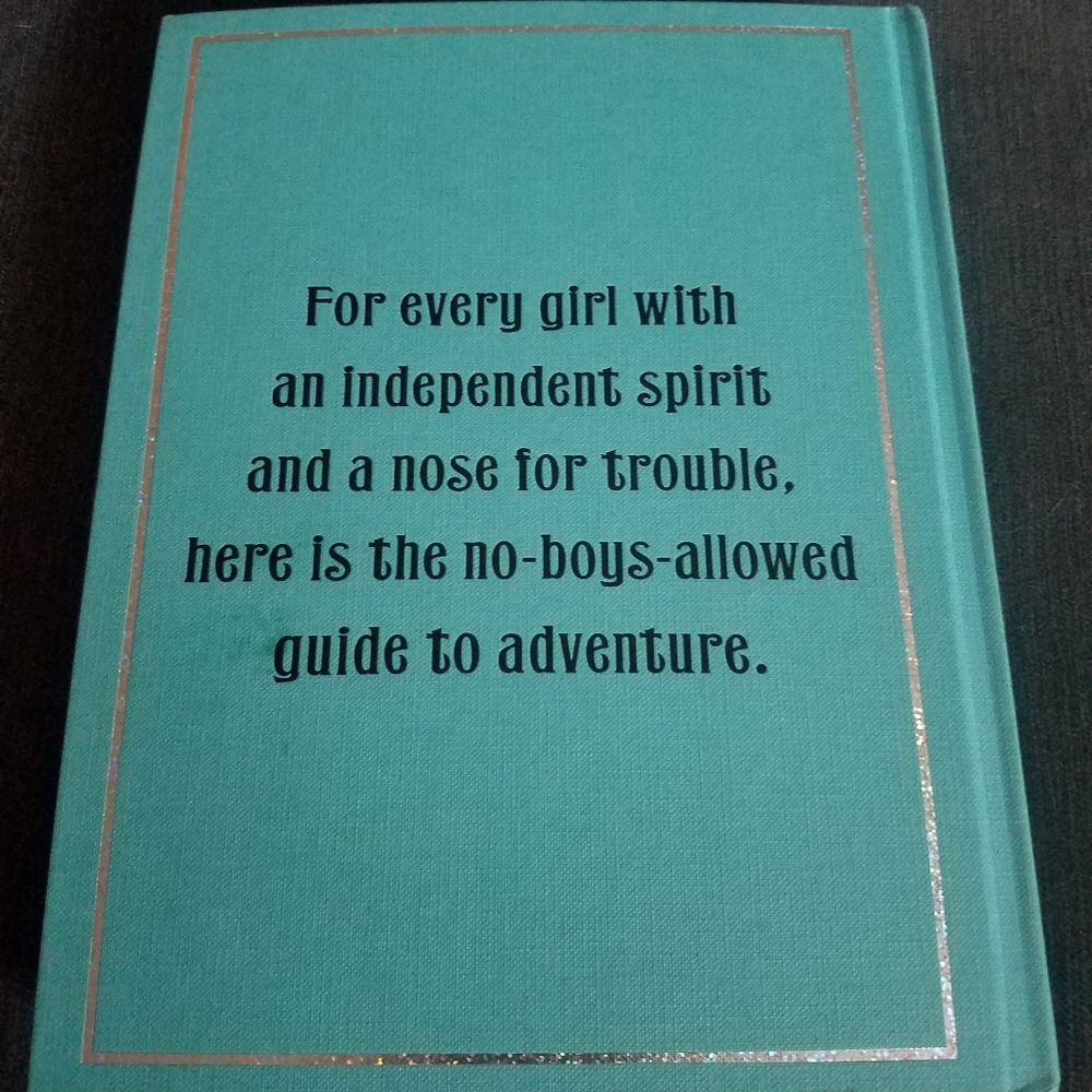 The Daring Book for Girls - Picture 2 of 4